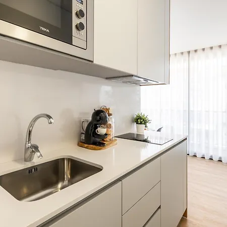 Water Lily Авейру