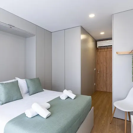 Water Lily Апартаменты Авейру