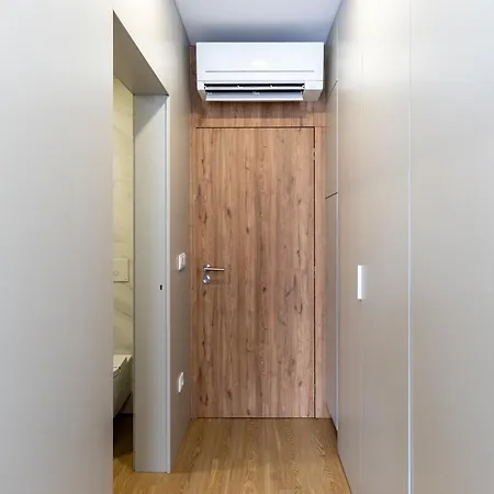 Апартаменты Water Lily Авейру