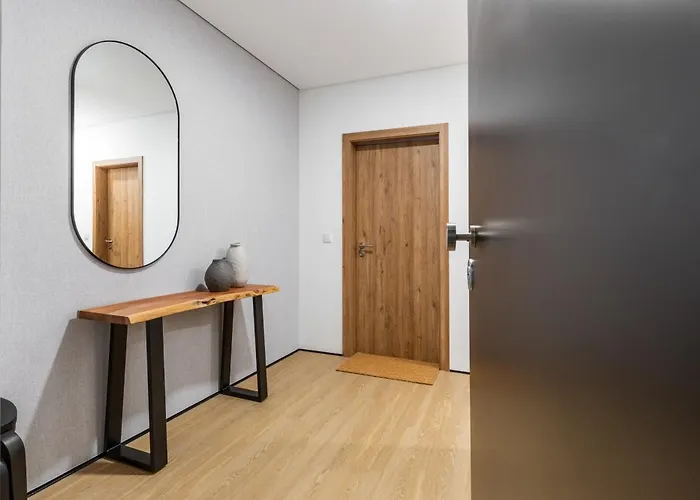 Apartment Water Lily